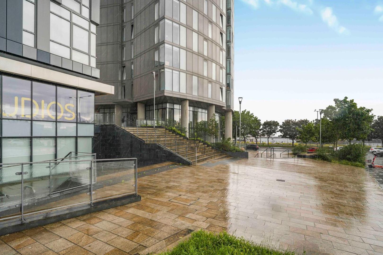 Guestready - Stylish Flat With Bay View * Liverpool