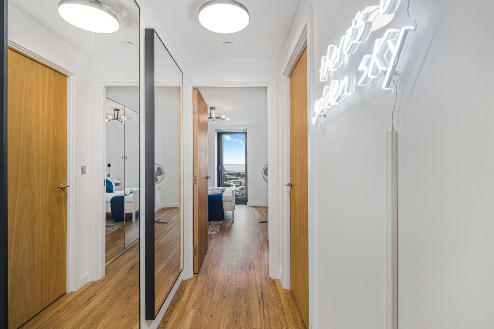 Guestready - Stylish Flat With Bay View *